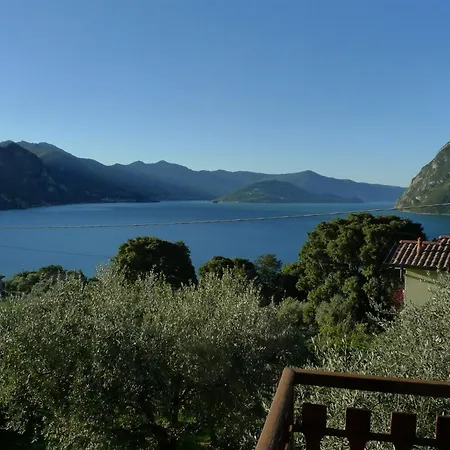 Villa Iseolakerental - Retro Riva di Solto